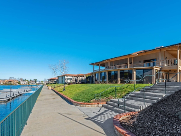 32107, 32123, 32129, 32131 & 32133 Lindero Canyon Road, Westlake Village, California, 91361