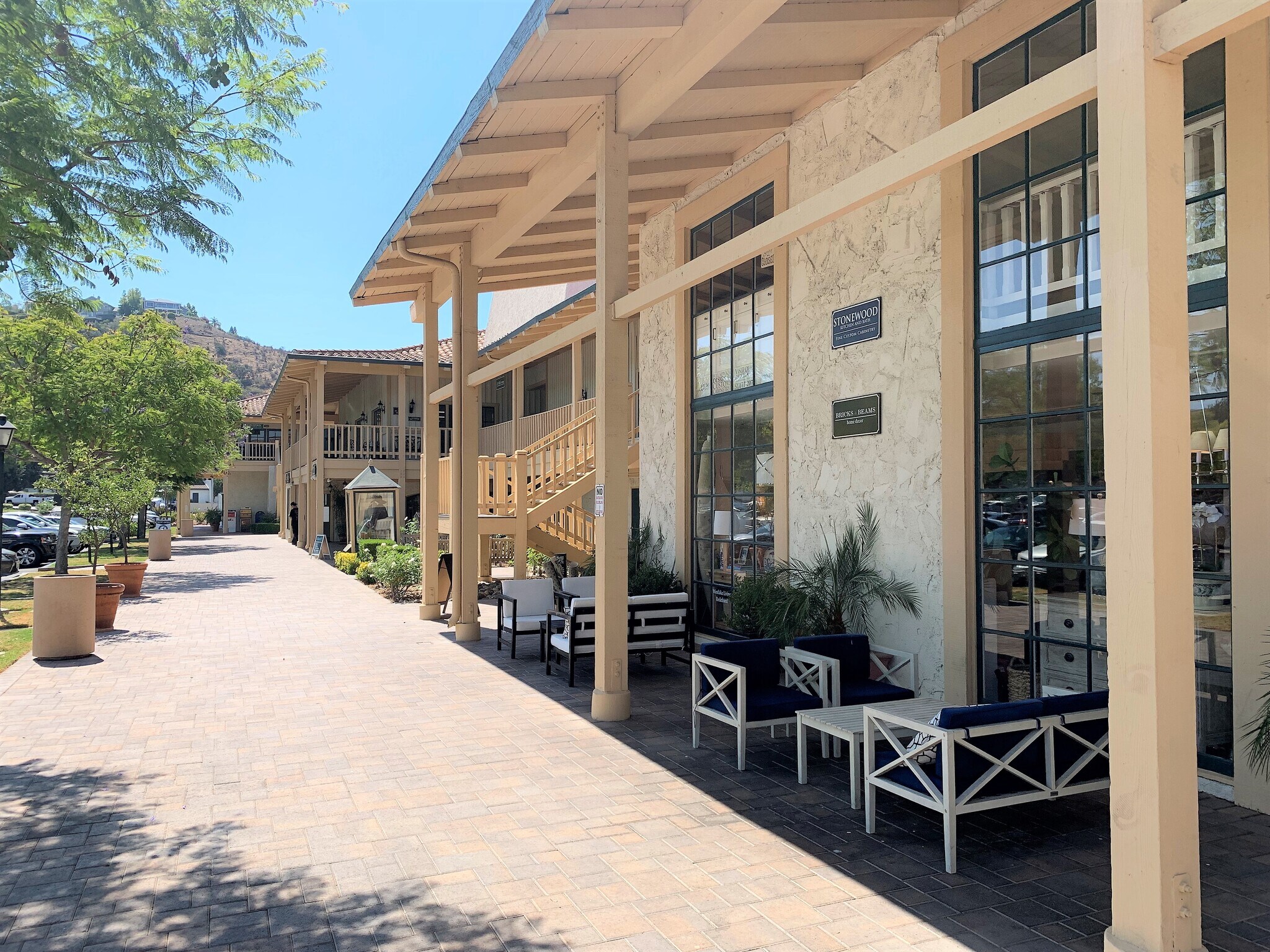 32107, 32123, 32129, 32131 & 32133 Lindero Canyon Road, Westlake Village, California, 91361