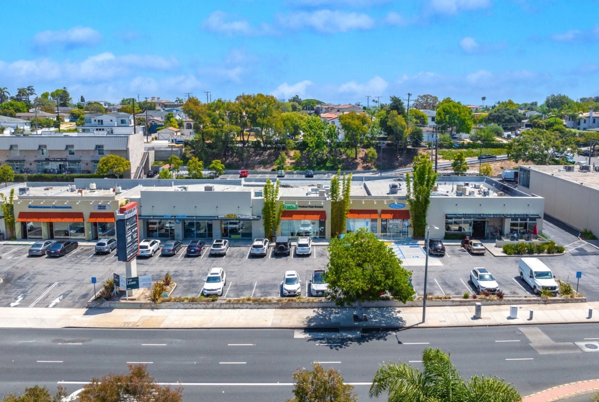 1800, 1812-1908, 2000-2008, 2010 N. Sepulveda, Manhattan Beach, CA 90266