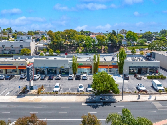 1800, 1812-1908, 2000-2008, 2010 N. Sepulveda, Manhattan Beach, CA 90266