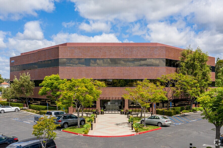 30021 Tomas Road, Rancho Santa Margarita, CA 92688